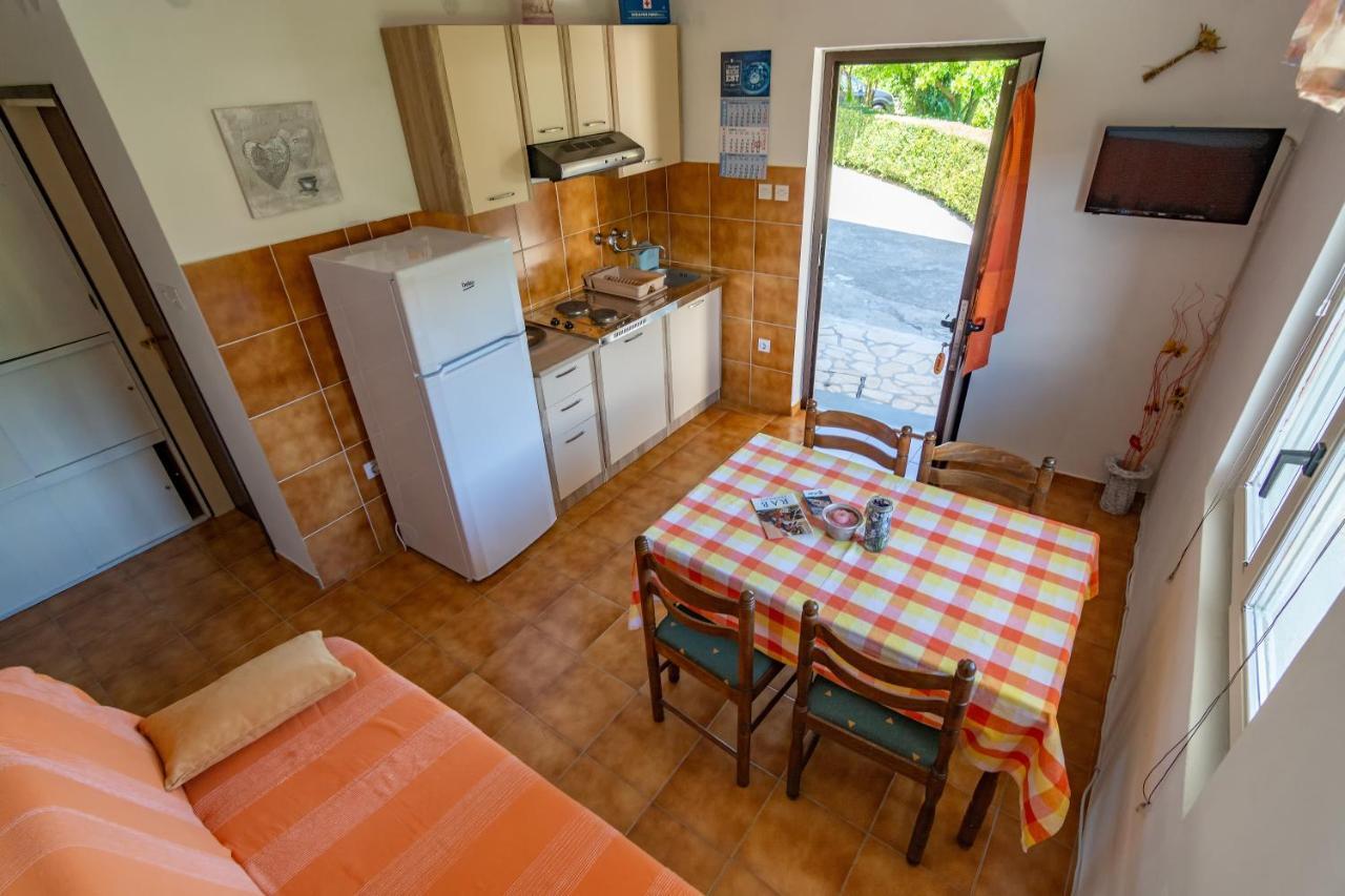 Apartment Dumicic 1 Mundanije 外观 照片